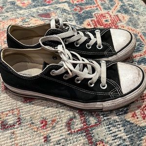 Black converse